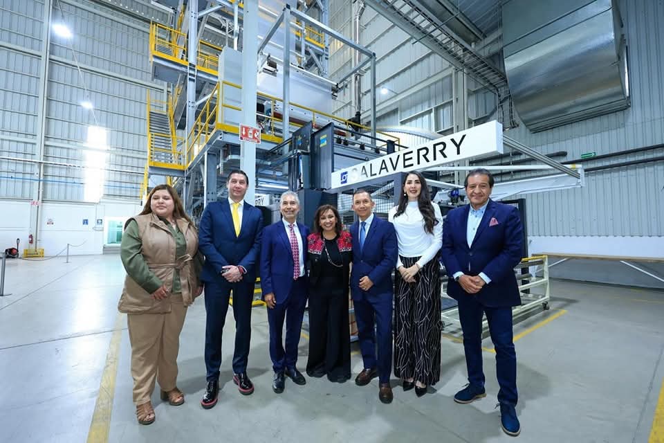 Por más y mejor inversión para Xiloxoxtla inaugura Grupo Salaverry nueva maquinaria